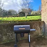 Encantadora De Piedra Con Jardin Y Chimenea Pontevedra