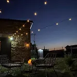 Dom wakacyjny Encantadora De Piedra Con Jardin Y Chimenea *