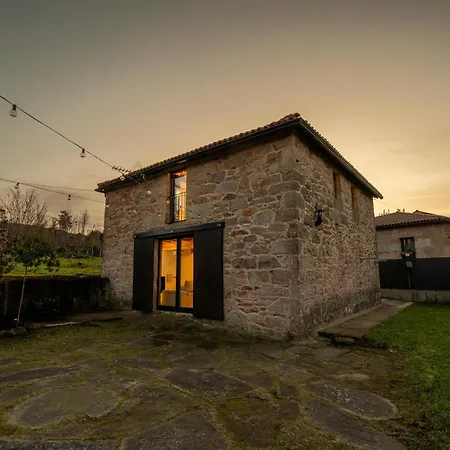 Casa vacanze Encantadora De Piedra Con Jardin Y Chimenea *