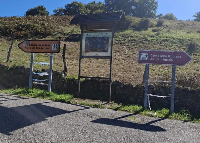 Casa vacanze Encantadora De Piedra Con Jardin Y Chimenea *